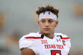 About Patrick Mahomes Net Worth, Wife, Career, Contract, Age